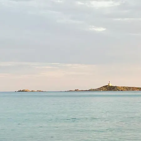 Azzurra A Due Passi Dal Mare Is Traias