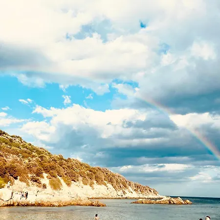 Azzurra A Due Passi Dal Mare