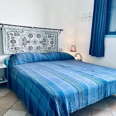 Azzurra A Due Passi Dal Mare Holiday home Is Traias