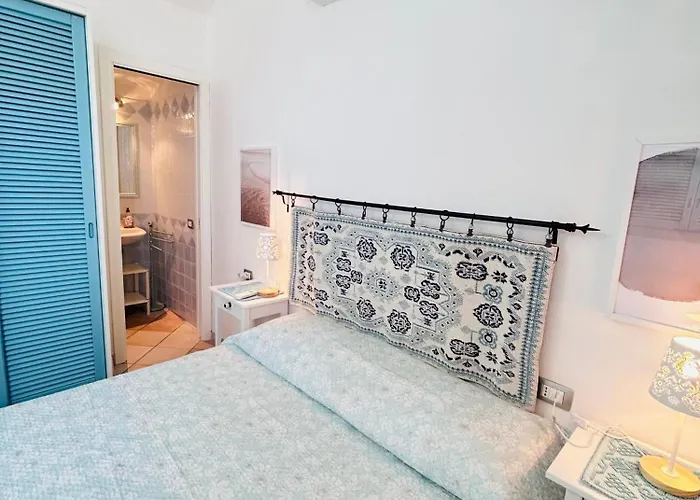 Azzurra A Due Passi Dal Mare Сasa de vacaciones Is Traias